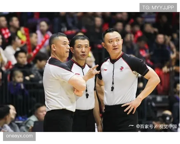 犯规判定核心：裁判识别严重犯规的五项标准